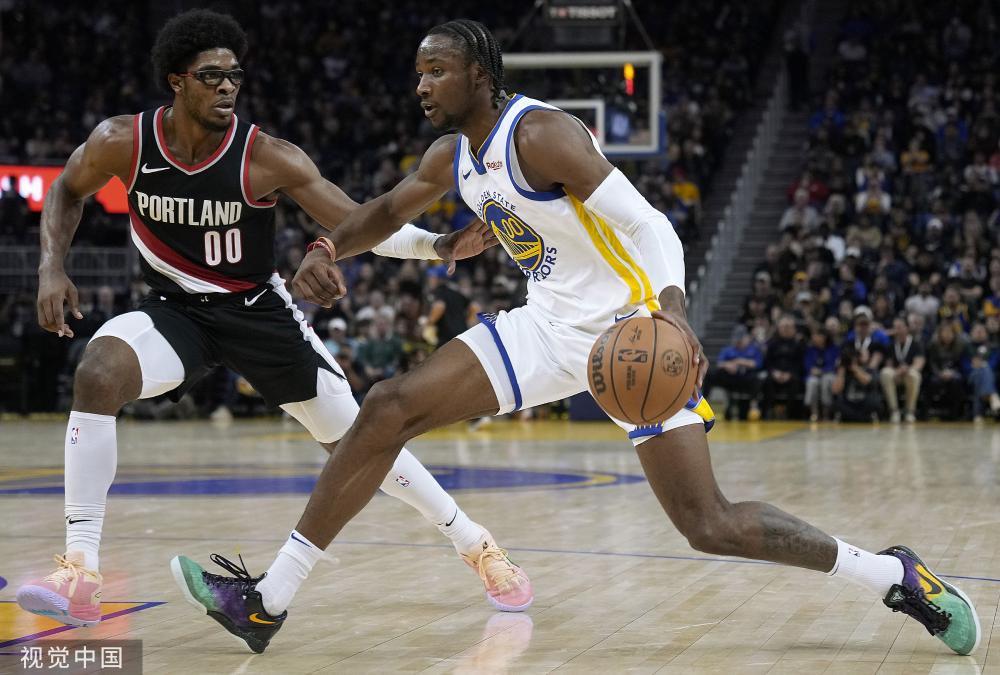 赞助吸引以 赞助吸引以